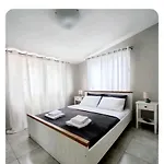Esd House * Dikella