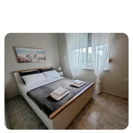 Esd House * Dikella